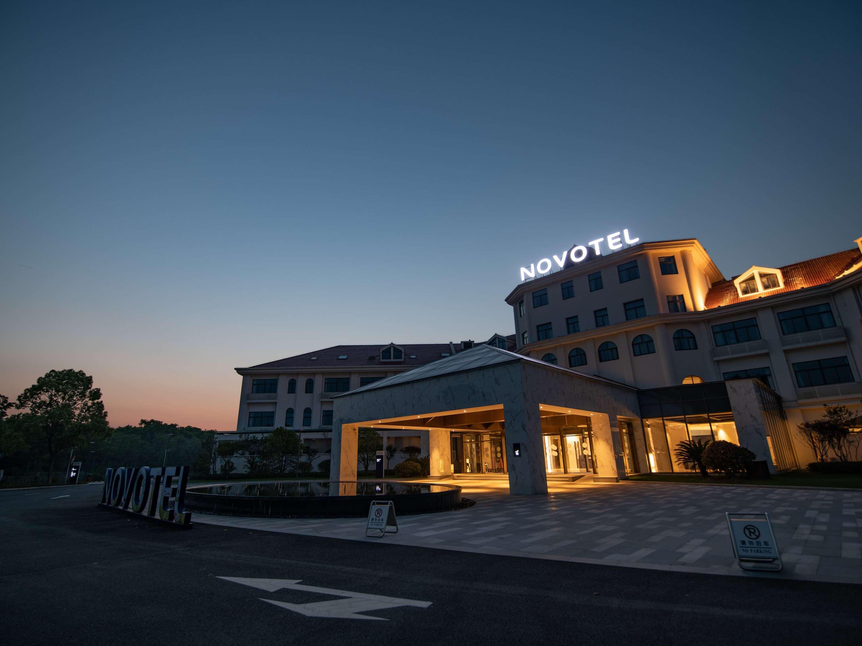 Novotel Suzhou Tai Lake Santeh Exteriör bild